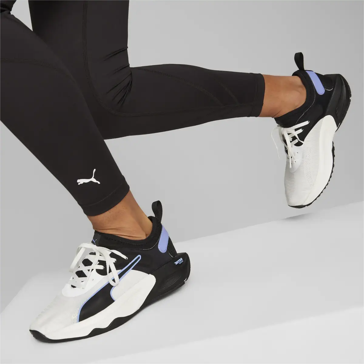 Puma PWR XX Nitro Siyah - Beyaz Kadın Koşu Ayakkabısı