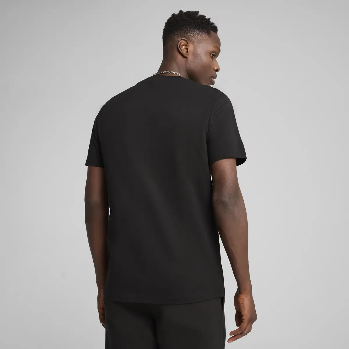 PUMA WARDROBE ESS Graphic Tee Siyah Erkek T-Shirt