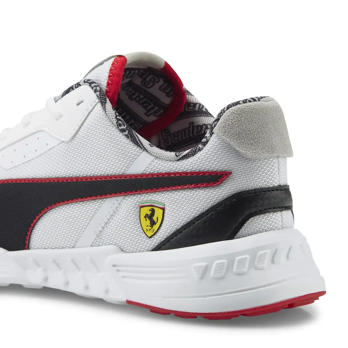 Puma Ferrari Tiburion Siyah - Beyaz Erkek Günlük Spor Ayakkabı