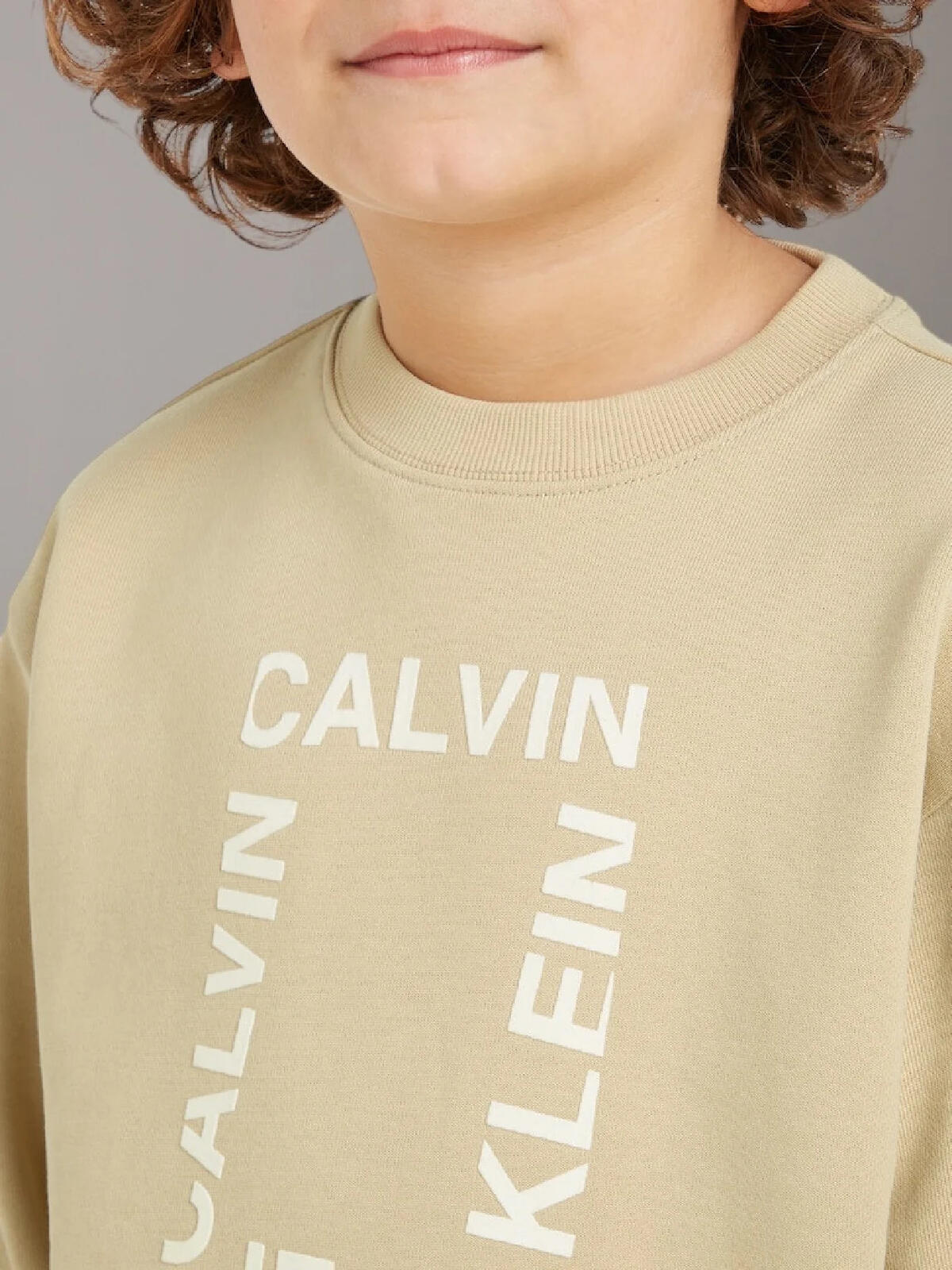 Calvin Klein MAXI HERO FLOCK LOGO, RAE Çocuk Bej Sweatshirt