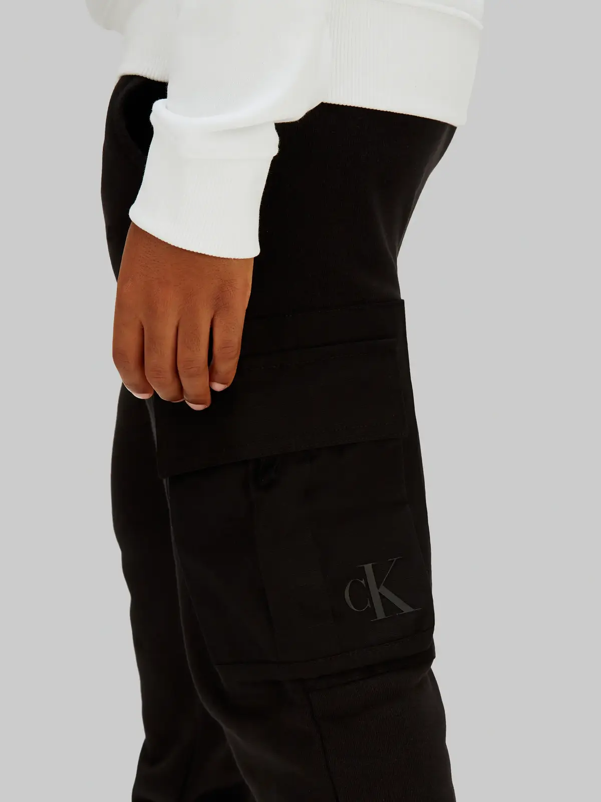 Calvin Klein CONTRAST POCKET Siyah Çocuk Eşofman Alt