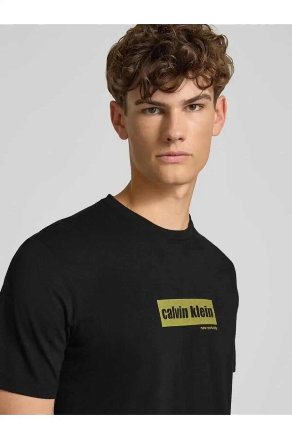 Calvin Klein SS 30s EU CALVIN LINE BOGO GRAPH Siyah Erkek Tişört Calvin Klein SS 30s EU CALVIN LINE BOGO GRAPH Siyah Erkek Tişört