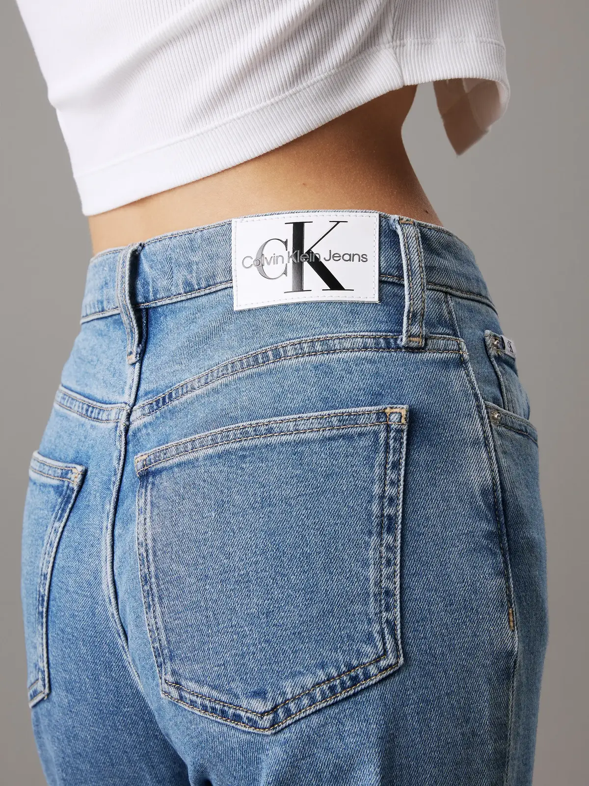 Calvin Klein MOM JEAN Mavi Kadın Kot Pantolon