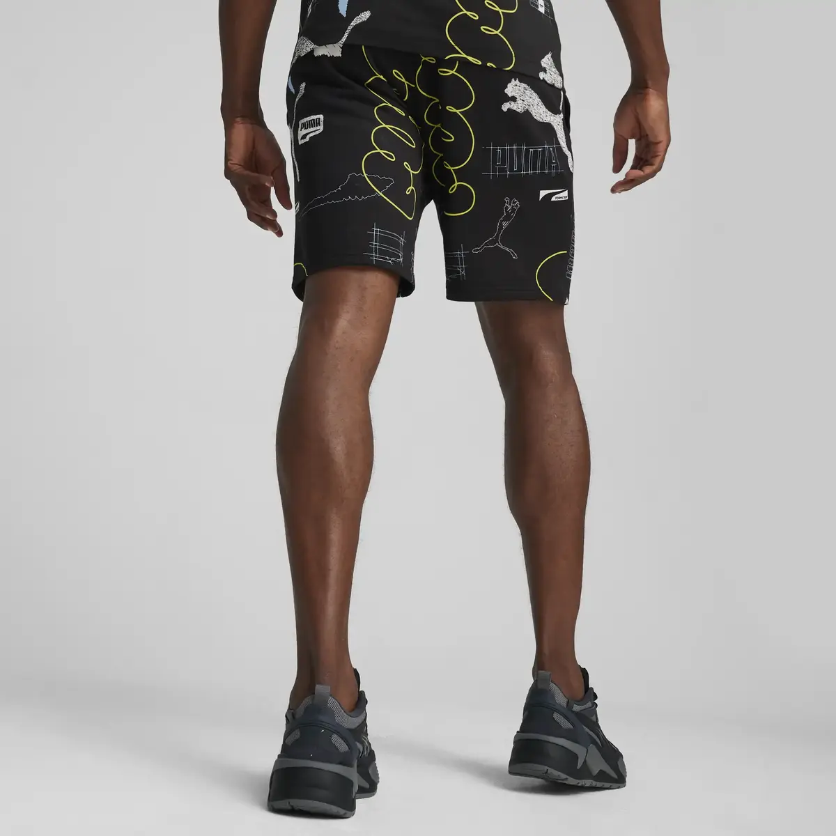 Puma BRAND LOVE Shorts Siyah Erkek Şort