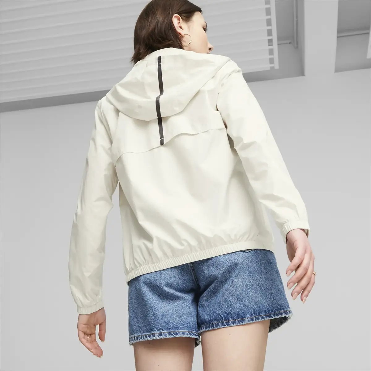 Puma ESS Solid Windbreaker Bej Kadın Sweatshirt