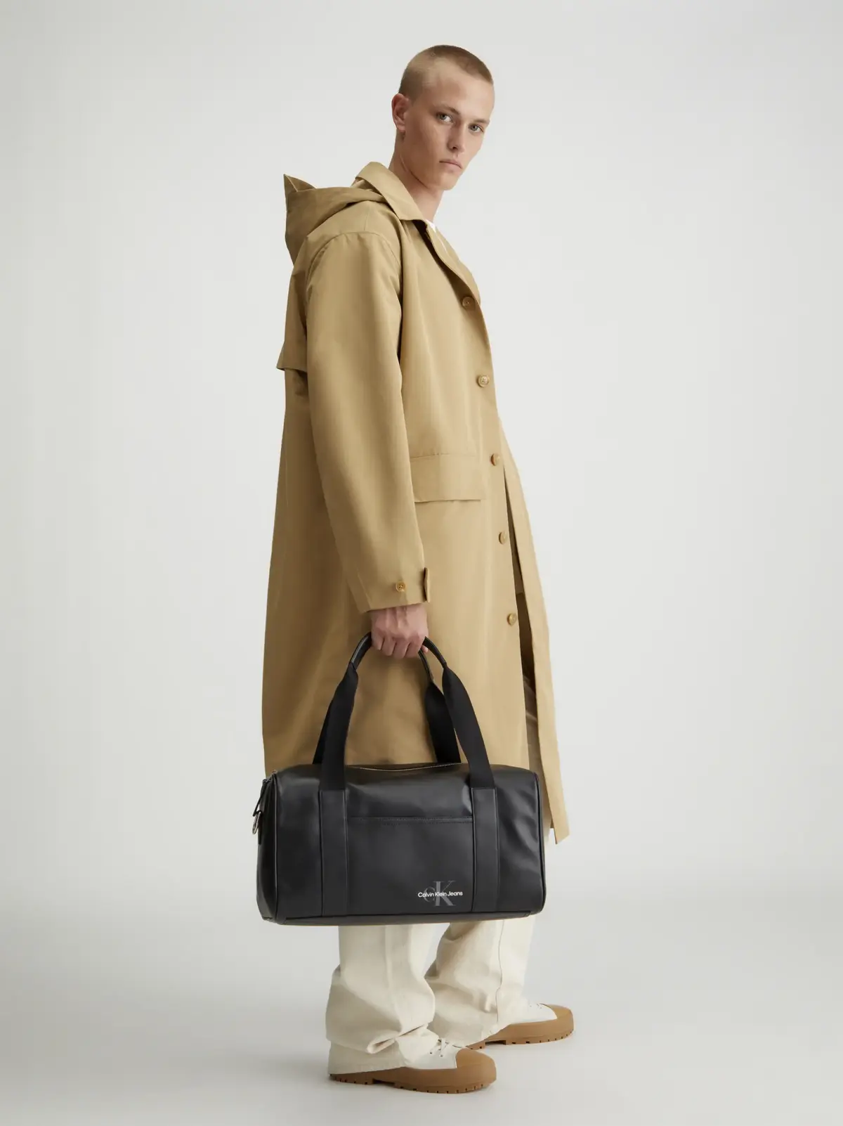 Calvin Klein MONO LOGO FLIGHT DUF, BEH Siyah Erkek Çanta & Cüzdan