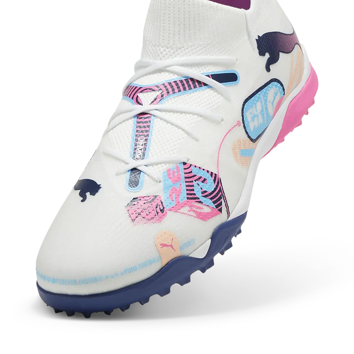 Puma FUTURE 7 MATCH VOL. UP TT Beyaz Unisex Halı Saha Ayakkabısı