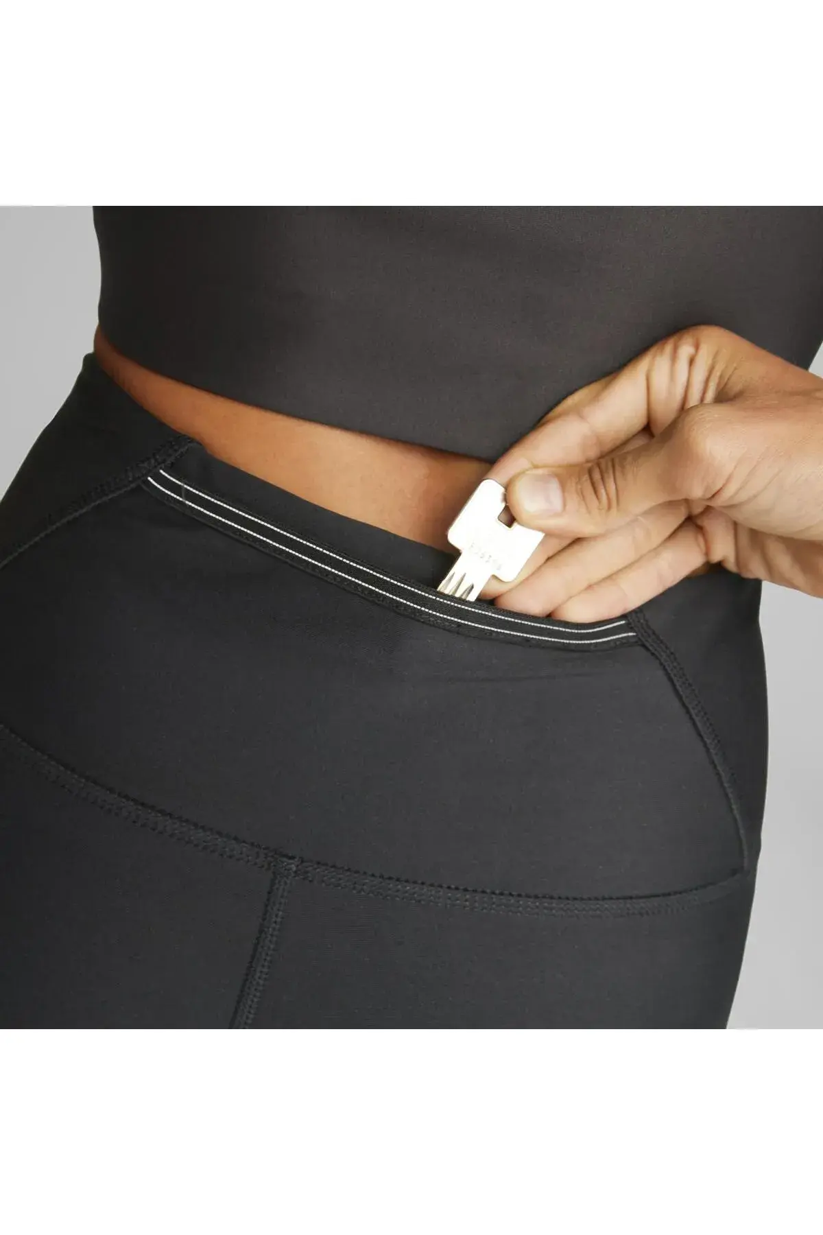 Puma RUN KEY ITEM ULTRAFORM HW FL TIGHT W Siyah Kadın Tayt