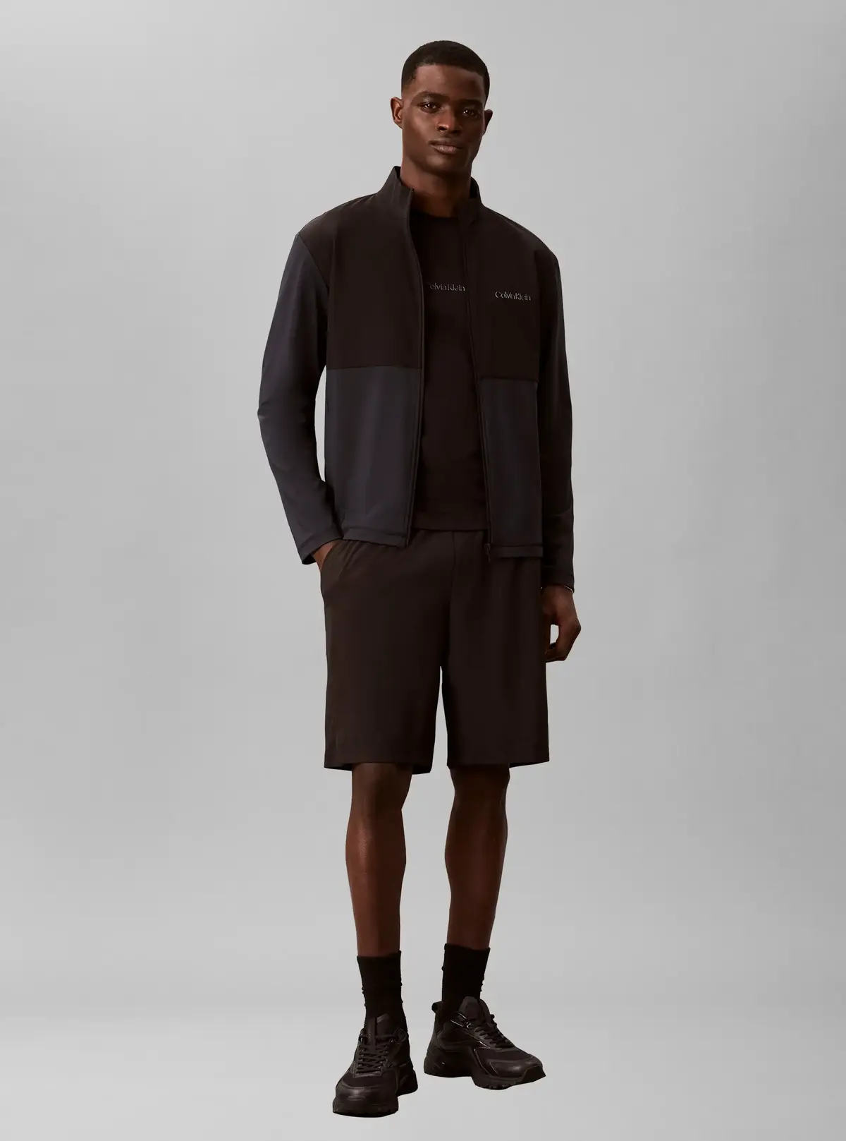 SS TEE, UB1