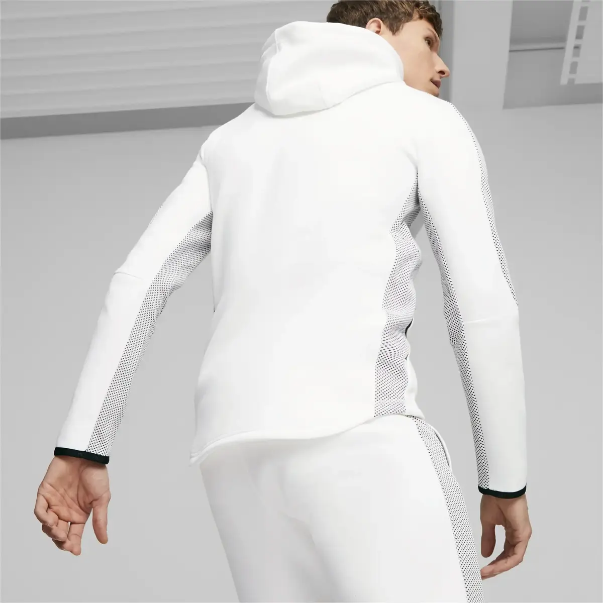 Puma EVOSTRIPE Full-Zip Hoodie Erkek Beyaz Sweatshirt