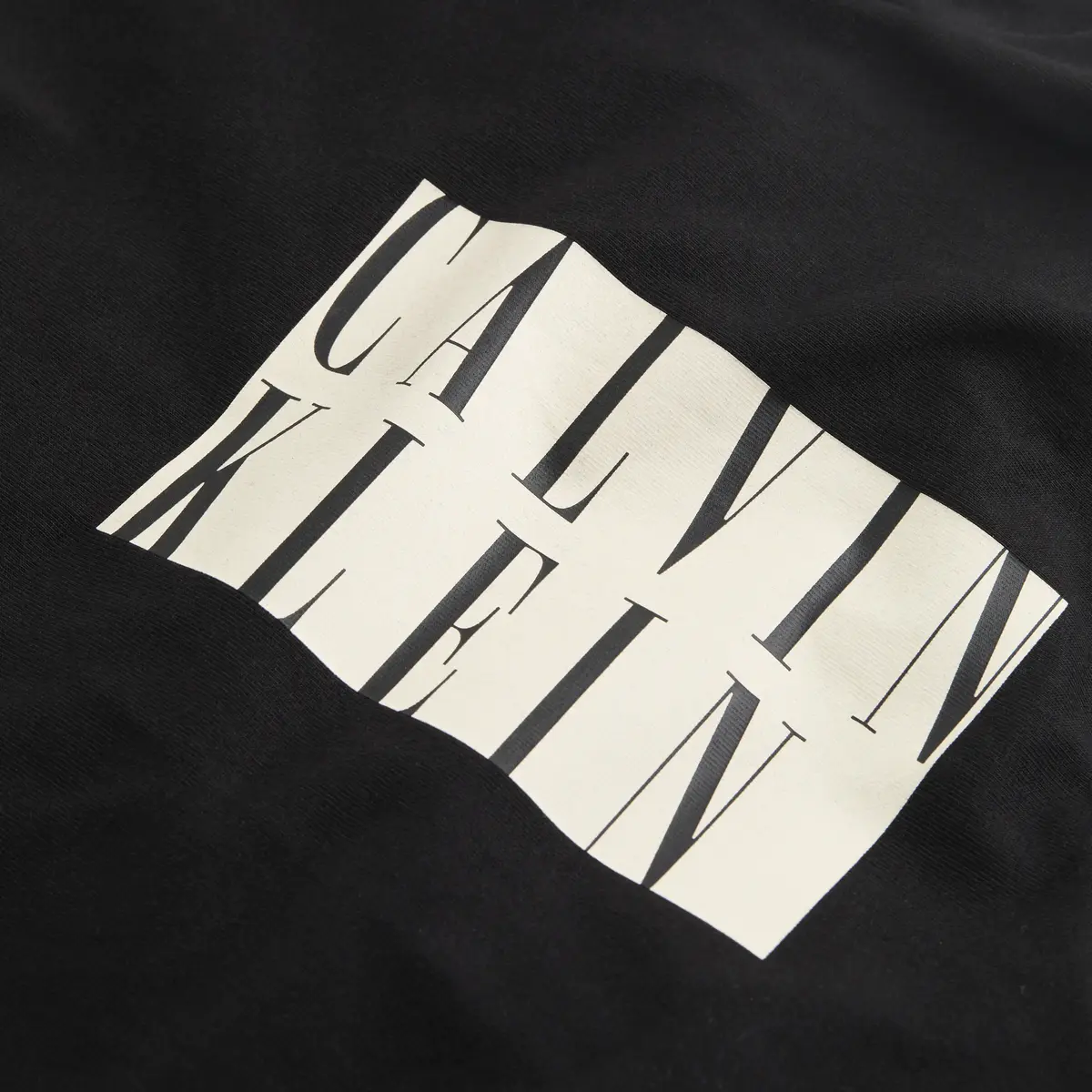 Calvin Klein SERIF BOX GRAPHIC TE, BEH Siyah Erkek T-Shirt & Polo
