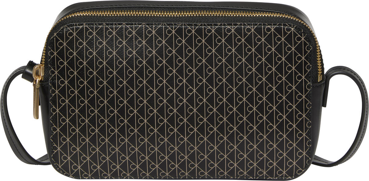 Calvin Klein EMBLEM AOP ELONGATED CAMERA BAG Siyah Kadın El Çantası Calvin Klein EMBLEM AOP ELONGATED CAMERA BAG Siyah Kadın El Çantası